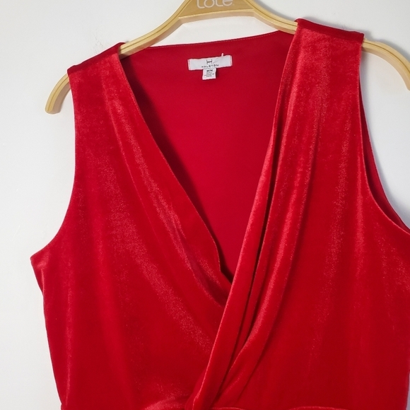 H by Halston Crimson Velvet Velour Sleeveless Surplice Twist Top - Picture 5 of 5